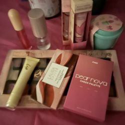 Makeup Bundle $20