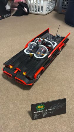 LEGO Batmanâ„¢: The Classic TV Series Batmobileâ„¢
