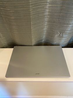 Acer Aspire AG15-31P Hyperthreaded Quad Core with 512GB SSD, 8GB Ram