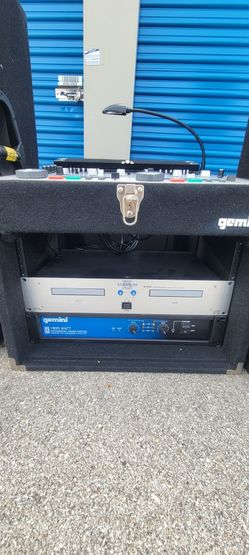 DJ Equipment Set