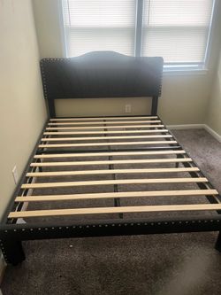Queen size bed