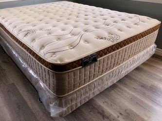 Queen Organic Cloud Europillow Top 12inch Mattress And Boxspring