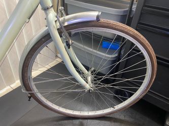 Schwinn admiral tire size hot sale