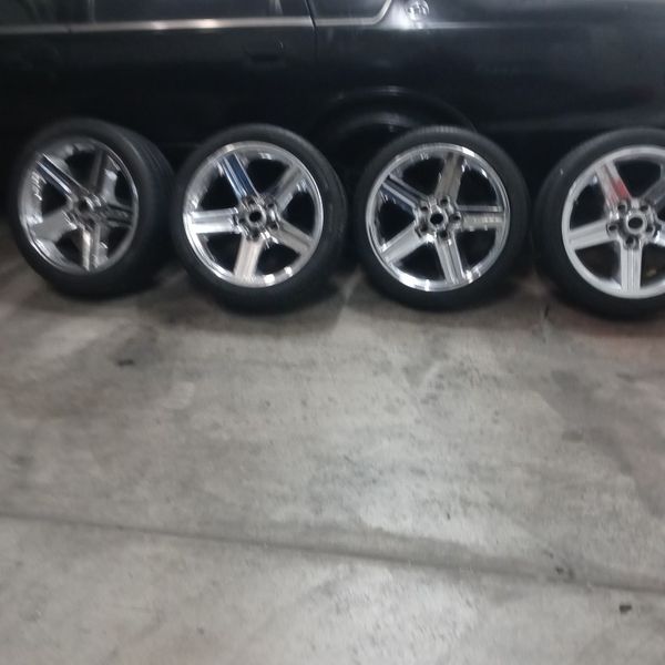IROC Z28 CAMARO CHROME RIMS 18INCH BOLT PATTERN 5X5 265/35
