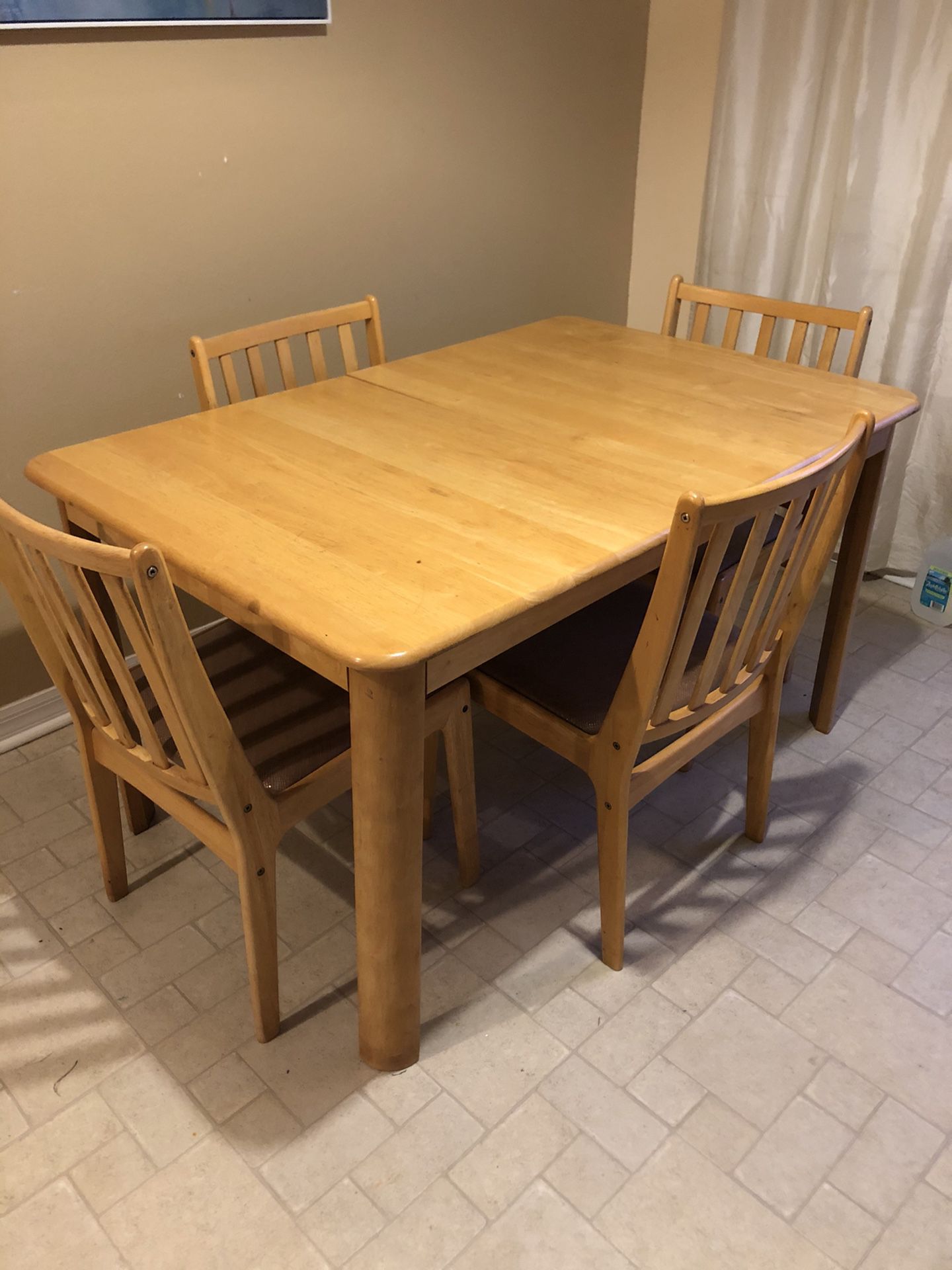 Dining room set with attached insert