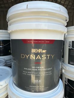 Behr Dynasty Exterior Ultra Pure White Flat