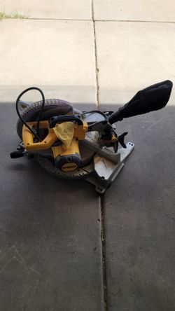 Dewalt compound miter saw