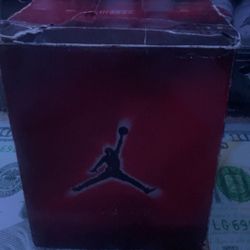 Air Jordan Countdown Pack 11/12