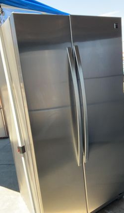 Kenmore Side By Side Stainless Steel Refrigerator
