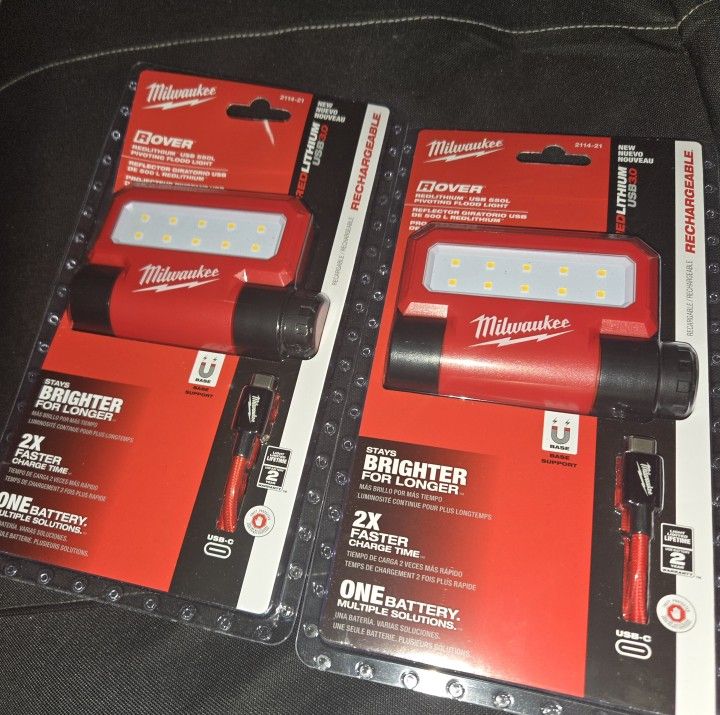 Milwaukee Flash Light