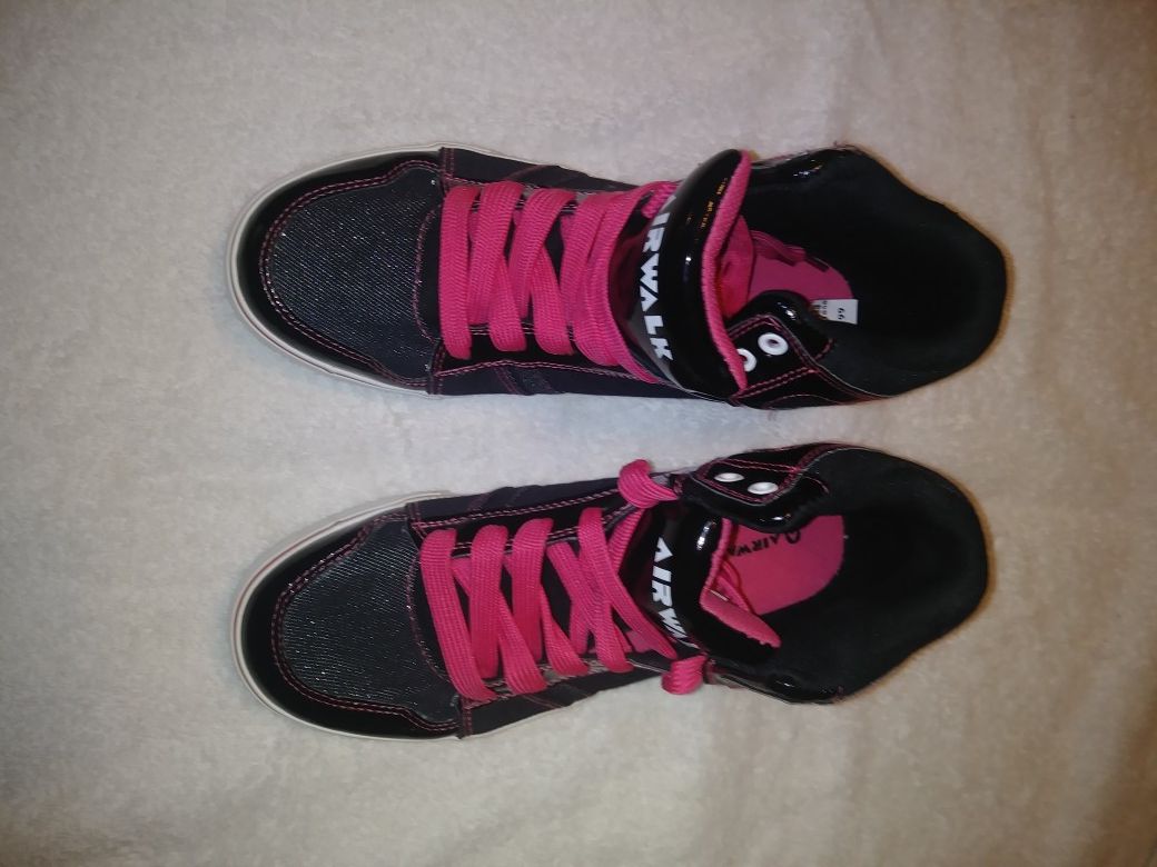 "Old School" Airwalk Shoes