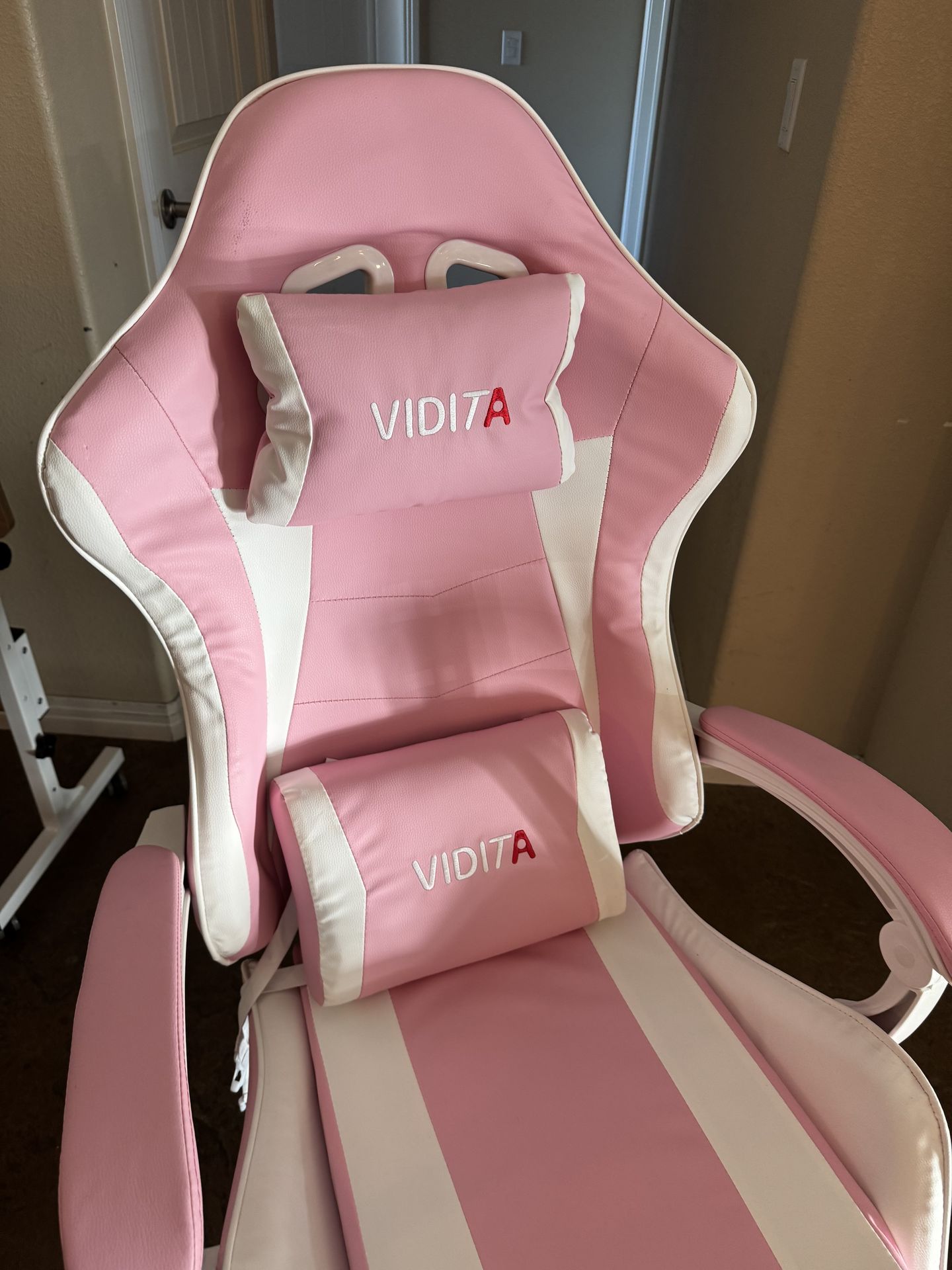 Brand New Pink Gaming Chair