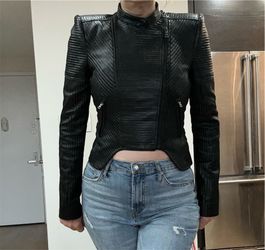 BCBG MAX AZARIA Leather Jacket Cropped Textured Moto High-Low Asymmetric Gift