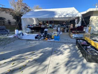 !!YARD SALE!! Saturday 6