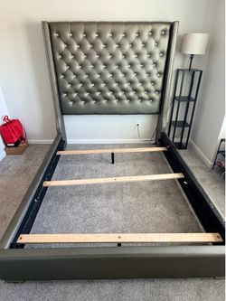 Queen bed