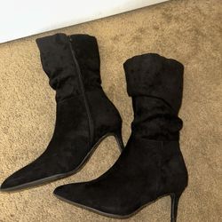 Women’s Black Slouchy Boots – Size 8 OBO