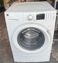 GE 4.3 cu. ft. Front Load Washer