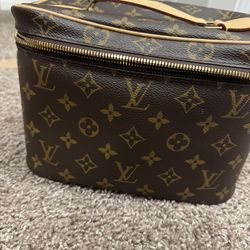 Lv Vanity Purse 