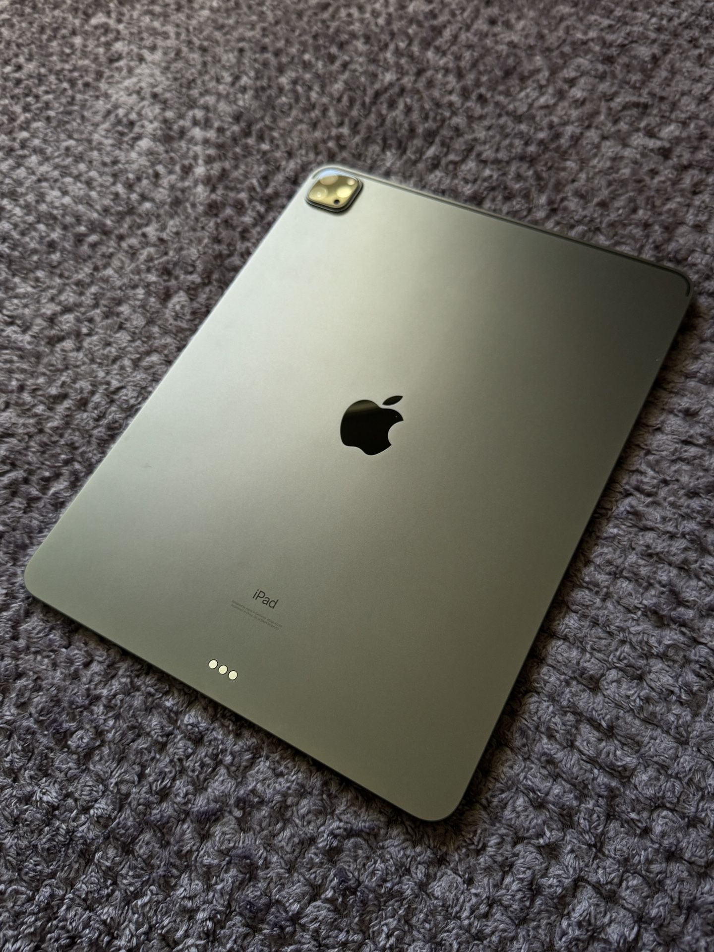 iPad 12.9 Inch 4 Gen 128gb Perfect Condition Gone By Today