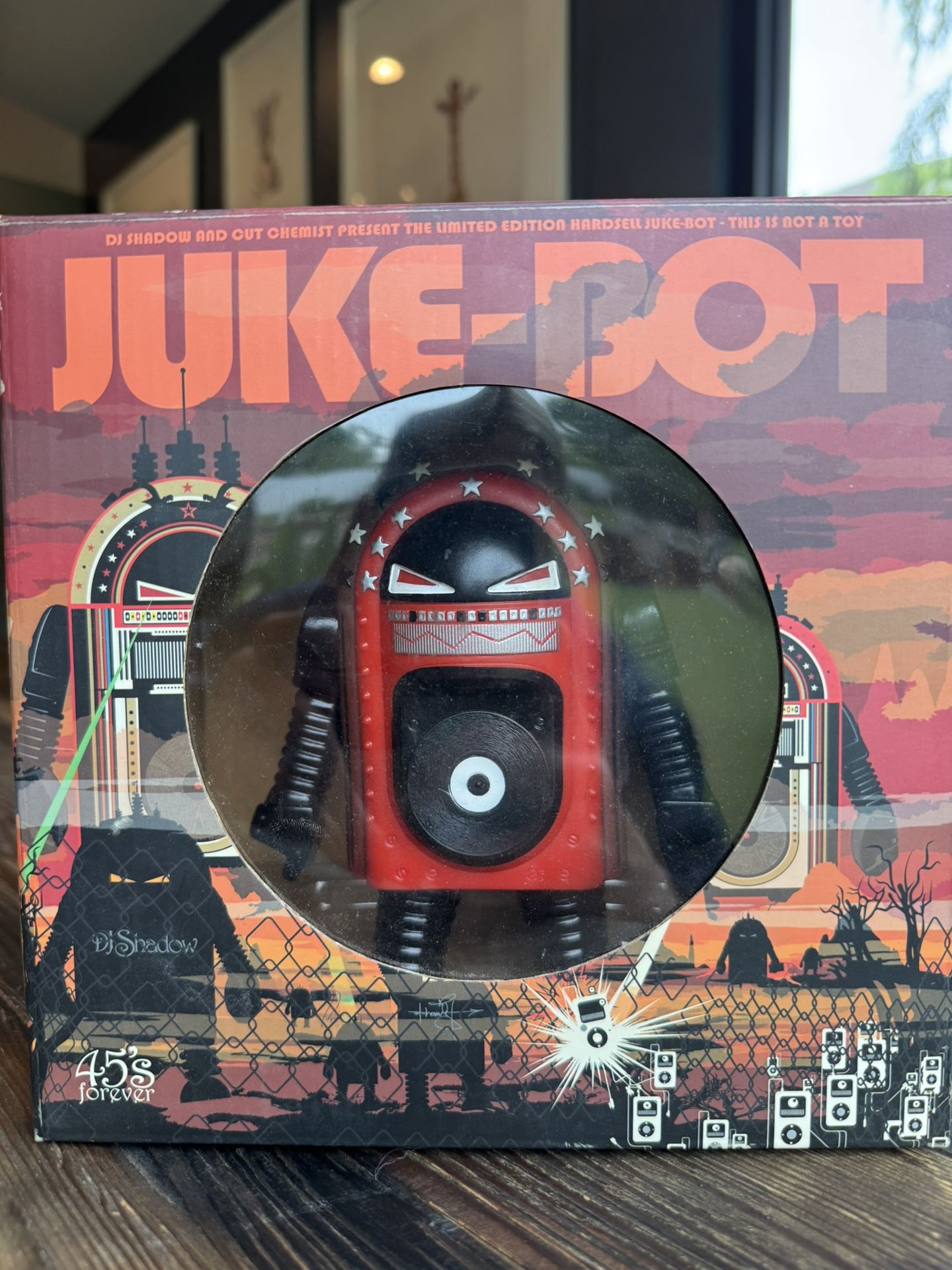 Juke-Bot DJ Shadow & Cut Chemist Hard Sell Action Figure Numbered 122