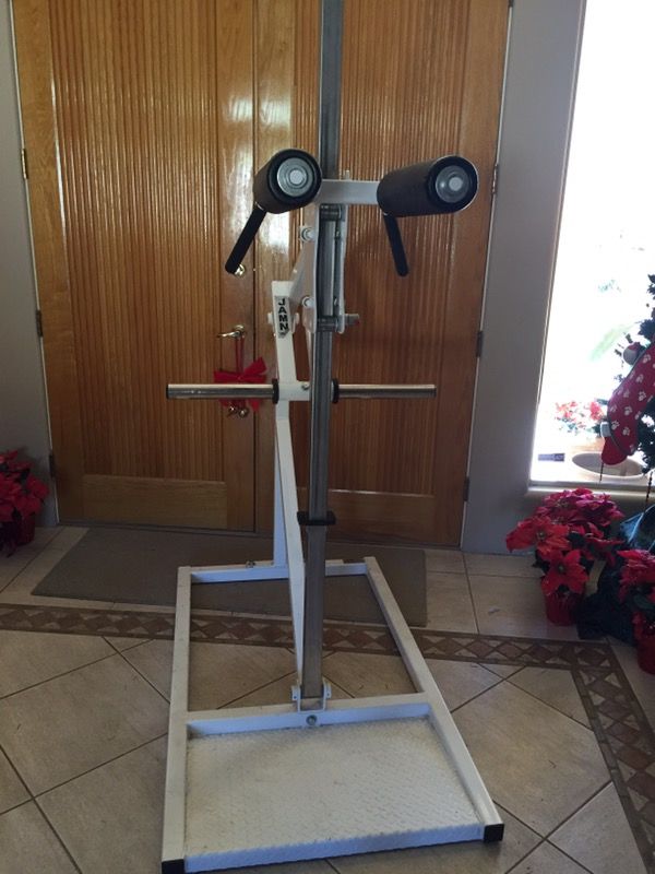 Jam'n Squat Machine