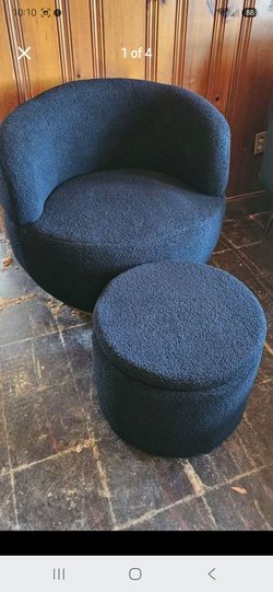 Swivel Barrel Chair with Storage Ottoman