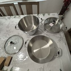 Juego De Tres Caserolas Apilables