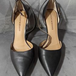 Women's Leather Heels Size 9