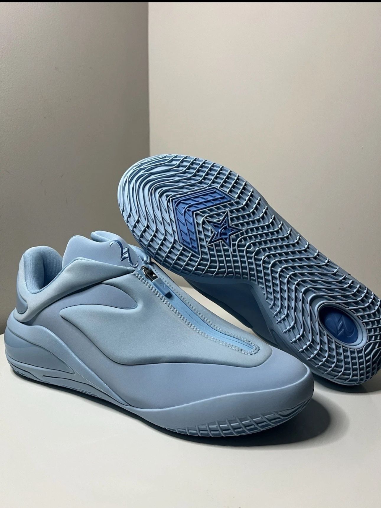 Converse SHAI 001 – Ice Blue