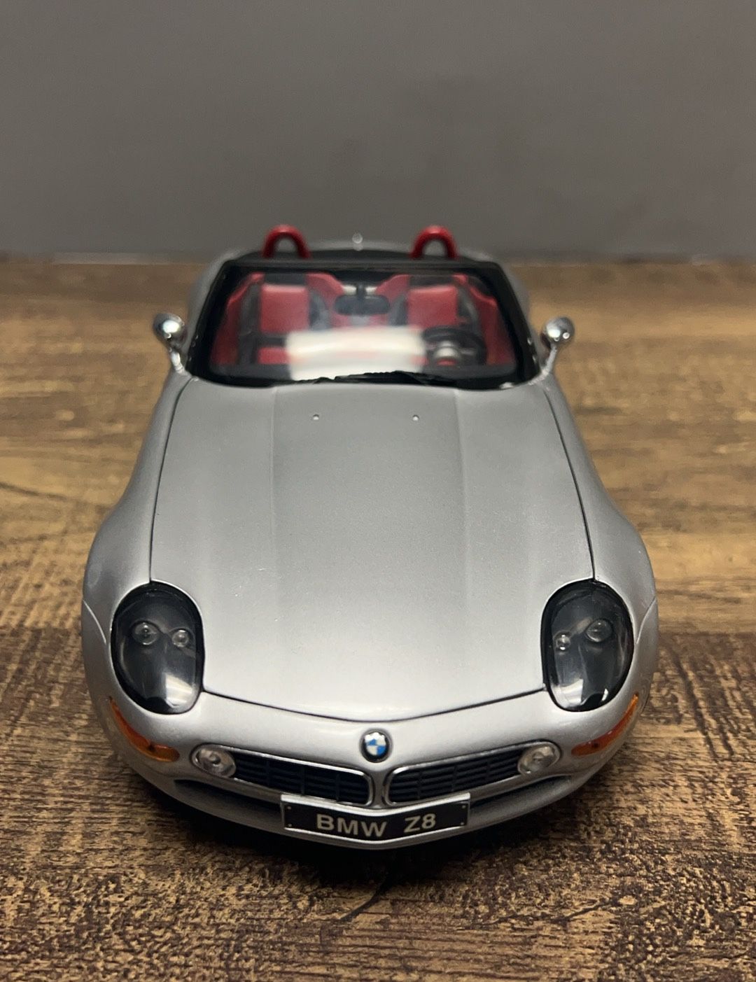 BMW Z8 ラジコンカー シルバー Majorette BMW Z8 Silver - Wheels Rubber Tires 5U 1:57 (3 inches