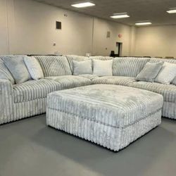 Stupendous Alloy Sectional Couch 