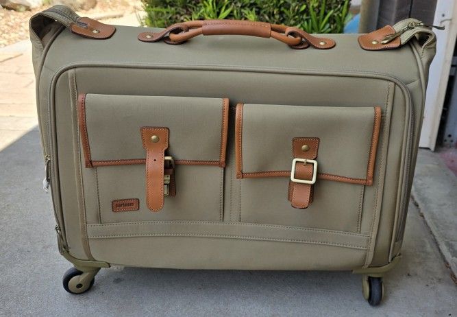 Hartmann Hudson Carry On Spinner Wheeled Garment Bag Leather Handle Brass Zipper