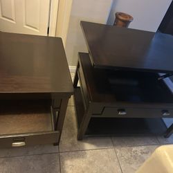 Coffee Table and Side Table 