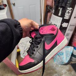 Nike Air Jordan Retro 1 Serena William Shoe