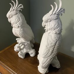 Decorative Figurines Pair Of Cockatoos