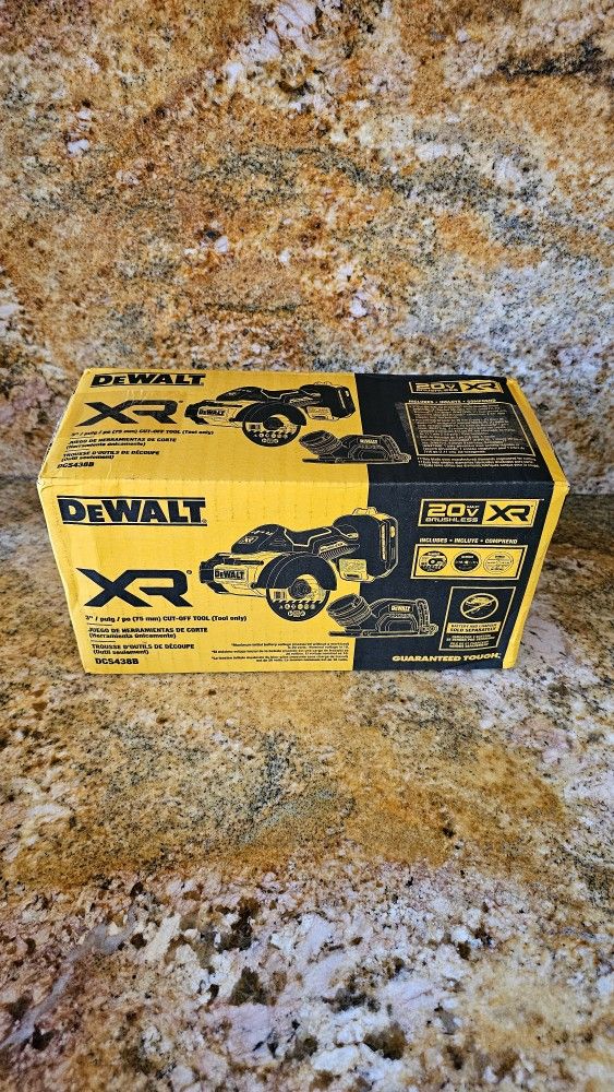 Dewalt 3 In. Cut-Off Tool