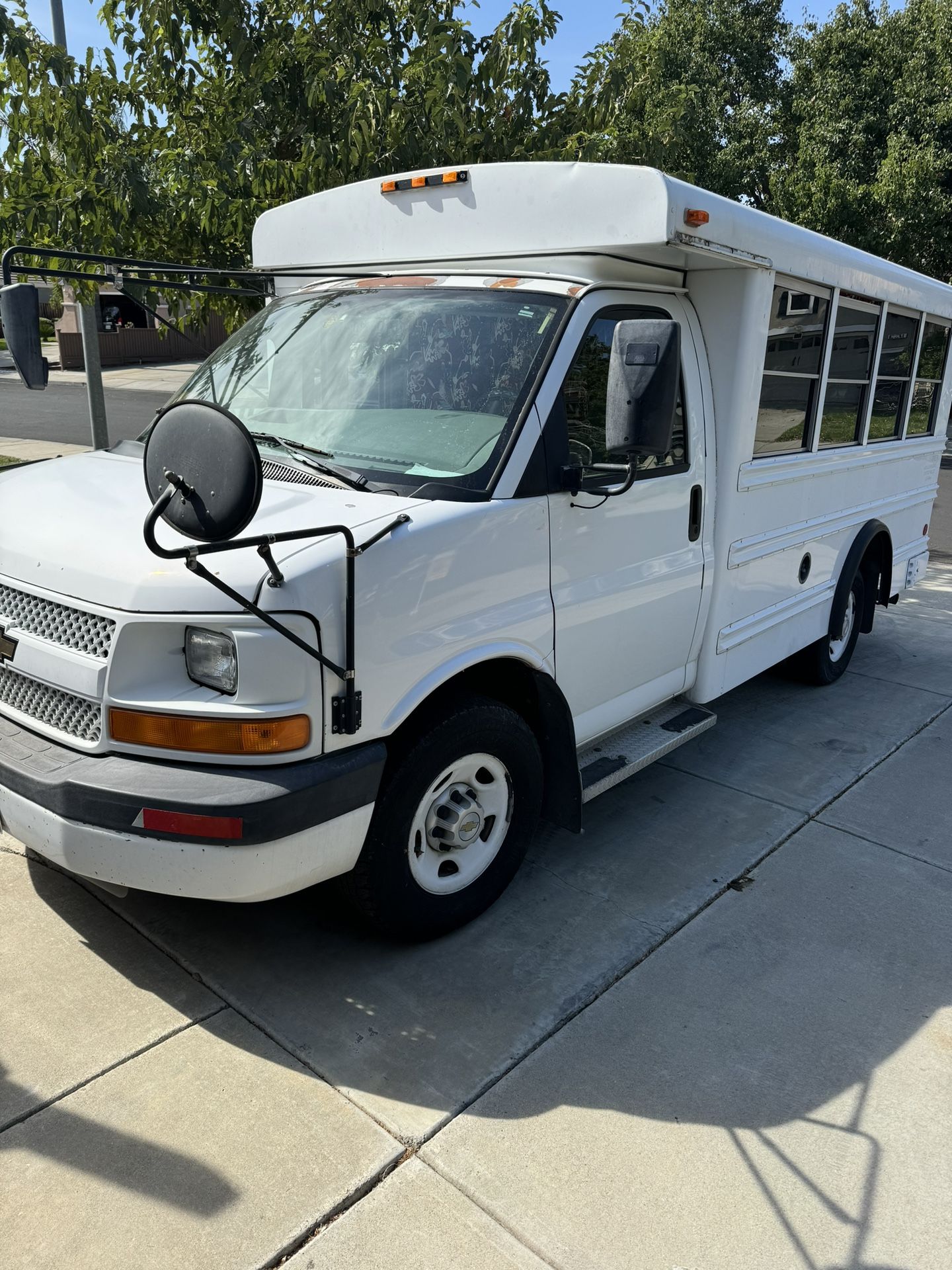 Shuttle Bus