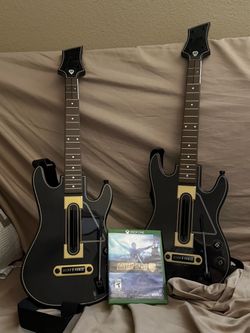 Guitar Hero Live Xbox One Bundle – 2 Guitars + Game