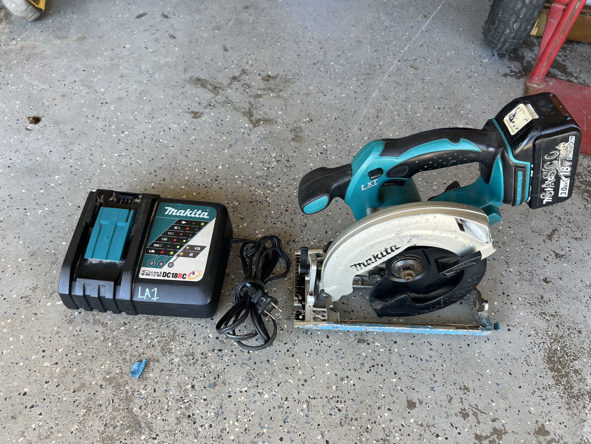 18 V Makita Circular Saw