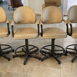 Counter Height Bar Stools With Backs
