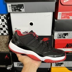Jordan Bred 11 Low  size 10.5 VNDS