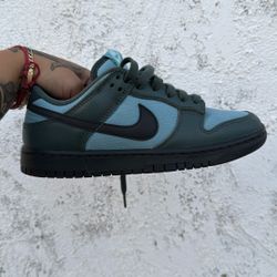 Nike Dunk Low Retro SE
