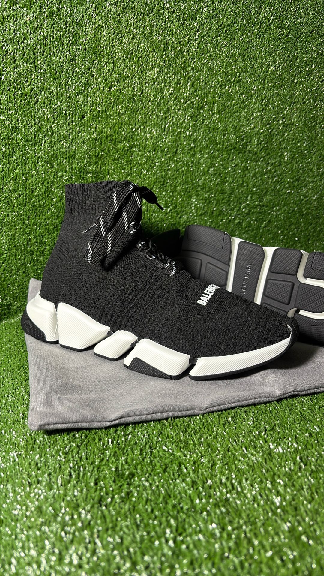 Balenci Men’s Size 9 & 9.5 Men’s Shoes
