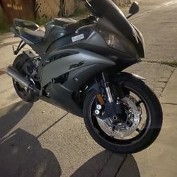 Yamaha R6 Matte Grey 