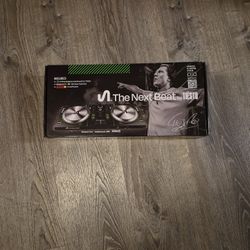 The Next Beat By Tiesto DJ Controller (MIDI DJ Controller)