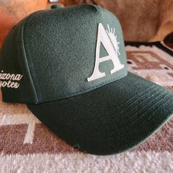Arizona Coyotes Green Sun Adjustable Hat NEW Acrylic /Wool 