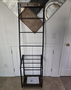 Brand New 5.5 Foot Blanket Holder / Farmhouse Ladder Rack