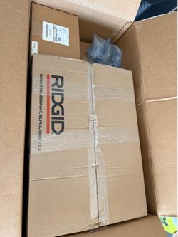 RIDGID SeeSnake Compact2 Reel w/ Self Leveling Sewer Camera Plus CS6x Versa Digital Recording Monitor, 1 18V Battery, Charger