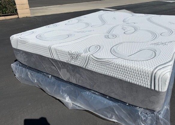 Queen Memory Foam