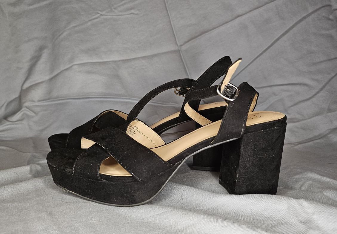 Shoes For Sale Size 9-10